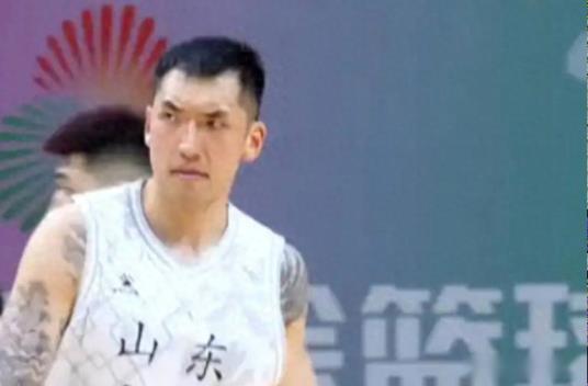 山東全運會大勝河南！內(nèi)線優(yōu)勢明顯，王嵐嵚關(guān)鍵突破，陳玖璋證明自我！