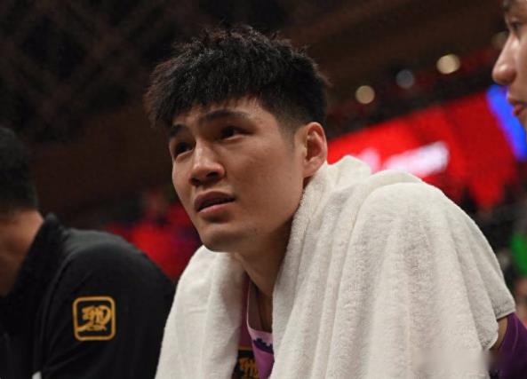 廣東隊(duì)再試招陳國豪，給錢還是給人？這批“番薯”難搞！