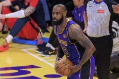 詹姆斯言論引發(fā)湖人不確定性，影響洛佩斯決定