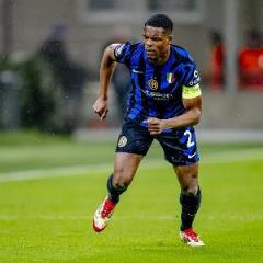 米媒：巴薩、曼城有意簽下國米后衛(wèi)鄧弗里斯，解約金2500萬歐元