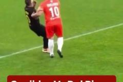 斯內(nèi)德：皮耶羅你個(gè)老小子，布教授附體了？