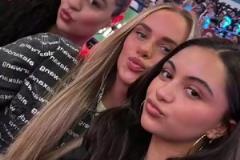 是真養(yǎng)眼啊此前布朗尼、海斯、文森特的女友組團(tuán)去客場看球！