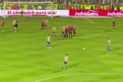 這就叫自信！球還沒入網(wǎng)，迪馬利亞已經(jīng)開始慶祝了