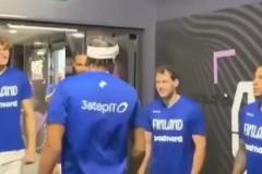 這是淘汰塞爾維亞的原因嗎？芬蘭男籃賽前儀式竟然是互扇巴掌