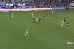 澳超上演3-3進(jìn)球大戰(zhàn)！網(wǎng)友：雙方門將是沒(méi)有撲救技能嗎？