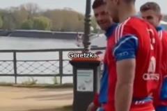 笑得肚子疼！格雷茨卡：你們有一個算一個，趕緊離我遠點！