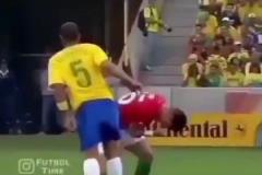 惡漢對決！當(dāng)佩佩遇到梅洛