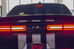 我登買車就是為了配鞋，這鞋廢車啊