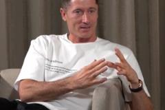 萊萬談穆勒：他什么都不是最好的，但閱讀比賽能力無人能及