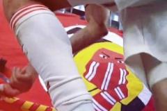 難怪拜仁球迷這么喜歡穆勒，這一幕是雙向奔赴