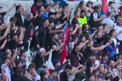 引起注意奧納納在里昂球迷面前查看球門遭噓聲對待