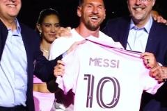 美媒：邁阿密和巴薩商討友誼賽，作為梅西正式告別巴薩的比賽