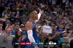 二哥手刃舊主！威少干擾迫使哈登失誤殺死比賽 激情怒吼慶祝