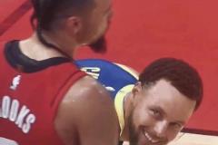 后16投12中！不知道庫(kù)里今天的表現(xiàn)能否得到狄龍的尊重