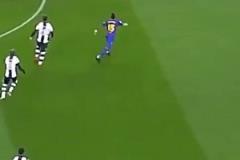 這樣的足球簡直就是藝術(shù)！梅西的一腳傳球有多漂亮？