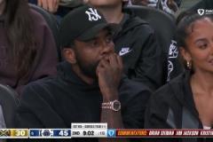 聽說這位觀眾很會打球啊快船掘金G3，歐文攜嬌妻現(xiàn)場觀戰(zhàn)