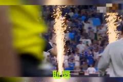 光州韓國主帥找新月葡萄牙主帥握手，這不被打就很給面兒了