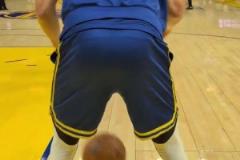 這控運(yùn)水平達(dá)到吧內(nèi)平均水平了嗎？G3賽前庫里熱身練習(xí)控球