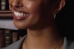 越來越漂亮了！科比大女兒娜娜更新社媒宣傳畢業(yè)季：翻開下一章~