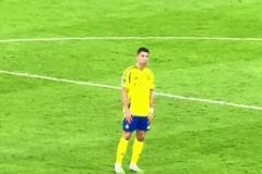 倍感自責(zé)！最后時(shí)刻錯(cuò)失絕平！C羅賽后自言自語重復(fù)射門動(dòng)作！