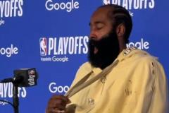 G6僅歇85秒是真累??！哈登賽后發(fā)布會都困得打哈欠了