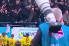 一群人跳一跳，能震垮體育館？