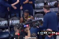 燃盡！昨日暫停一工作人員想和巴特勒交談，巴特勒回應(yīng)：我聽(tīng)不見(jiàn)，我太累了