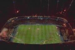 有錢真好！巴黎王子公園球場這煙花可太炫目了！