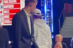 弗拉格 nba選秀抽簽現(xiàn)場，看得出來有點(diǎn)小緊張