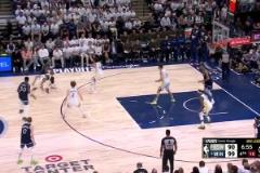 太傷！勇士末節(jié)將分差迫近至個(gè)位數(shù)，結(jié)果華子三分和麥丹暴扣，又將分差拉大