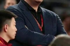 楊毅爆料：歸化李凱爾是CBA某國企出錢辦的，之后想再用他還得再給錢