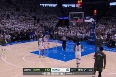 直接打消森林狼氣勢亞歷山大開場4分鐘便已得到7次罰球機會