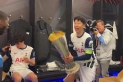 10年白衣終捧杯！32歲孫興慜奪熱刺生涯首冠，賽后更衣室瘋狂慶祝